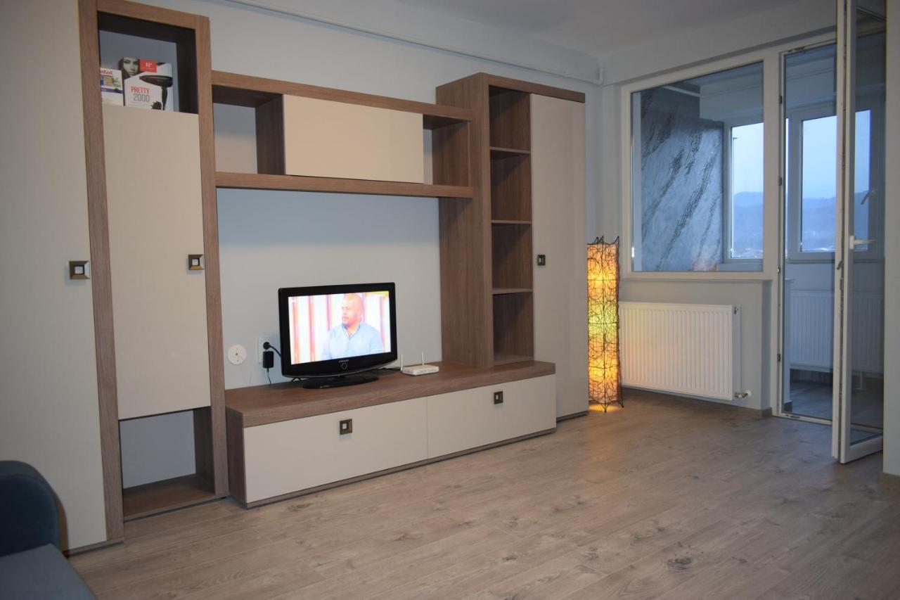 Apartament Palatul De Justitie Rhbm 바이아마레 외부 사진
