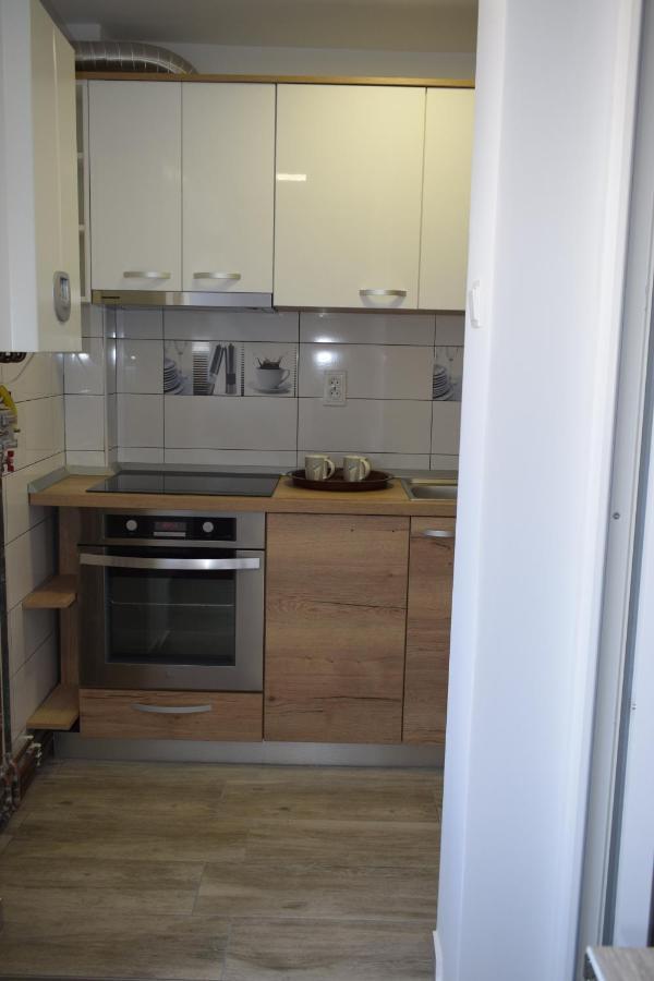 Apartament Palatul De Justitie Rhbm 바이아마레 외부 사진