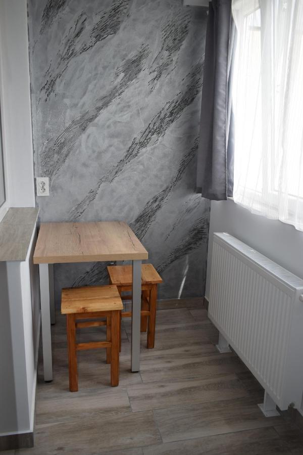 Apartament Palatul De Justitie Rhbm 바이아마레 외부 사진