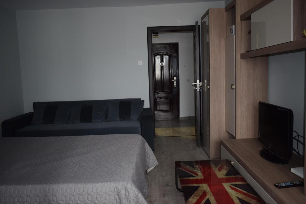 Apartament Palatul De Justitie Rhbm 바이아마레 외부 사진